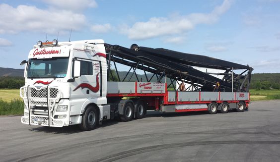 Transport av store kraner